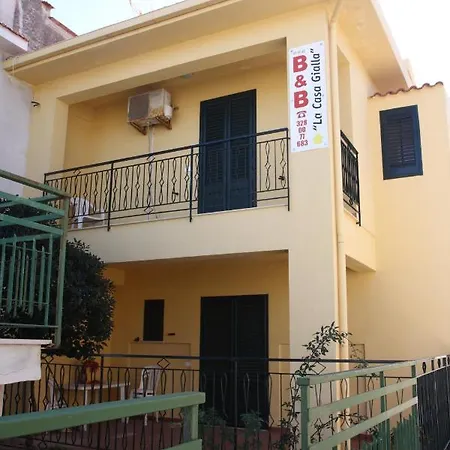 La Casa Gialla Alojamento de Acomodação e Pequeno-almoço 3*