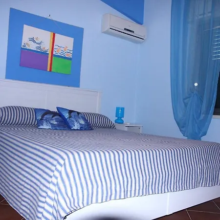 La Casa Gialla Bed and Breakfast